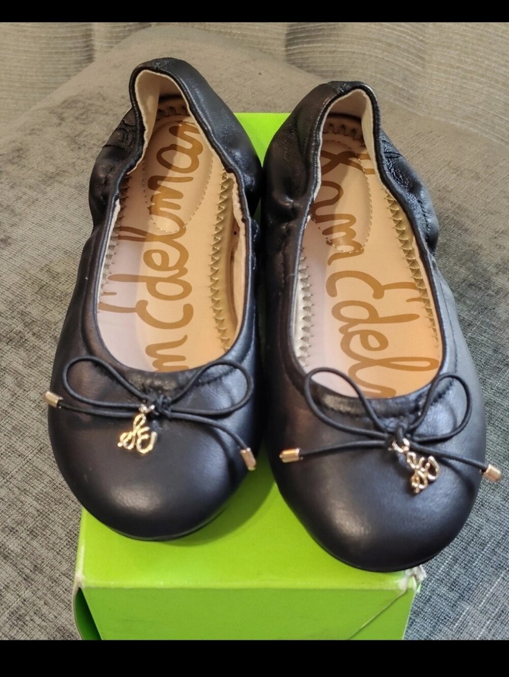 Sam Edelman Black Leather Girls Size 1 Bow Ballet Flats with Gold Charm